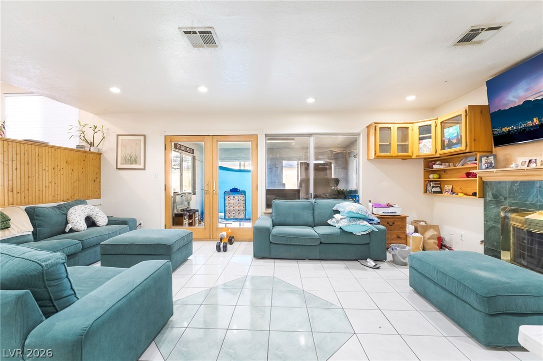5201 Spencer Street Las Vegas NV 89119