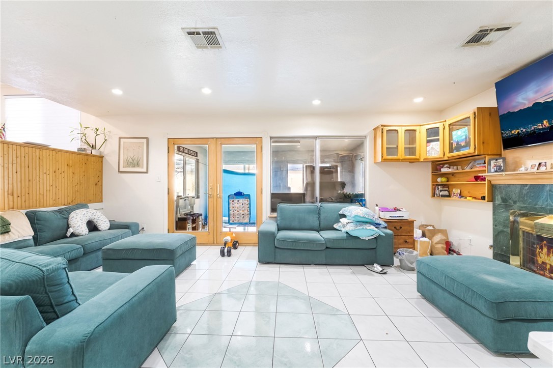 5201 Spencer Street Las Vegas NV 89119