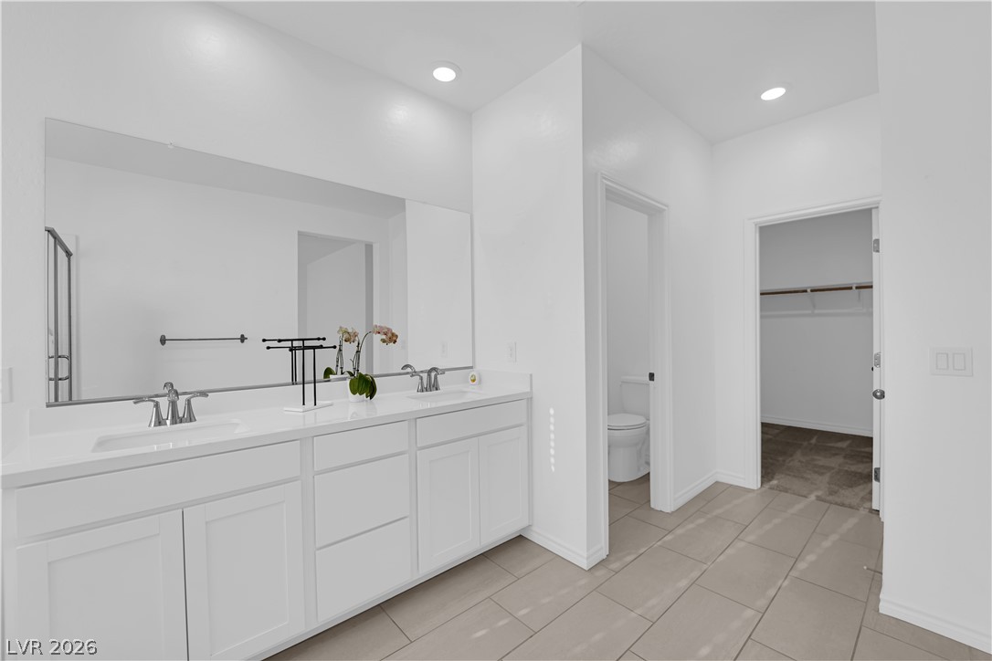 600 North Carriage Hill Drive 1008 Las Vegas NV 89138