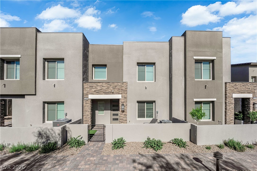 600 North Carriage Hill Drive 1008 Las Vegas NV 89138