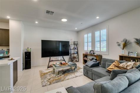 6251 Runestone Street Las Vegas NV 89113