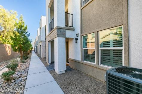 6251 Runestone Street Las Vegas NV 89113