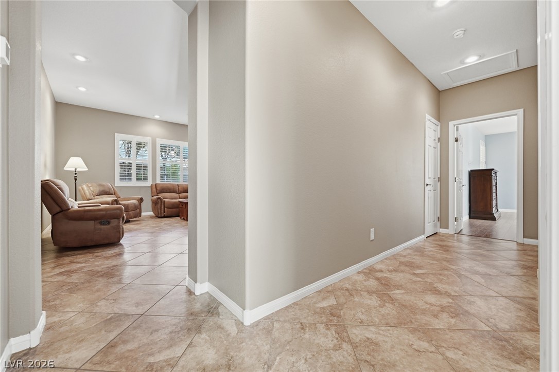 10335 Bays Mountain Avenue Las Vegas NV 89166