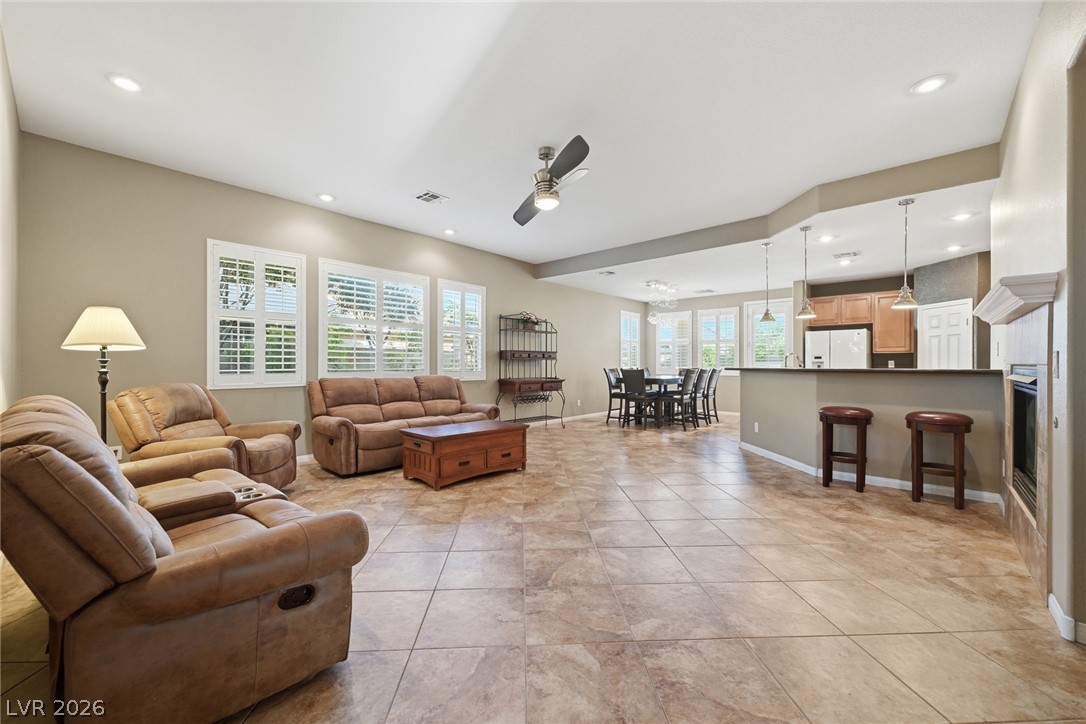 10335 Bays Mountain Avenue Las Vegas NV 89166