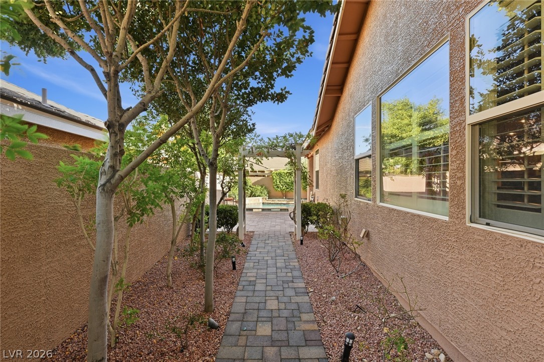 10335 Bays Mountain Avenue Las Vegas NV 89166