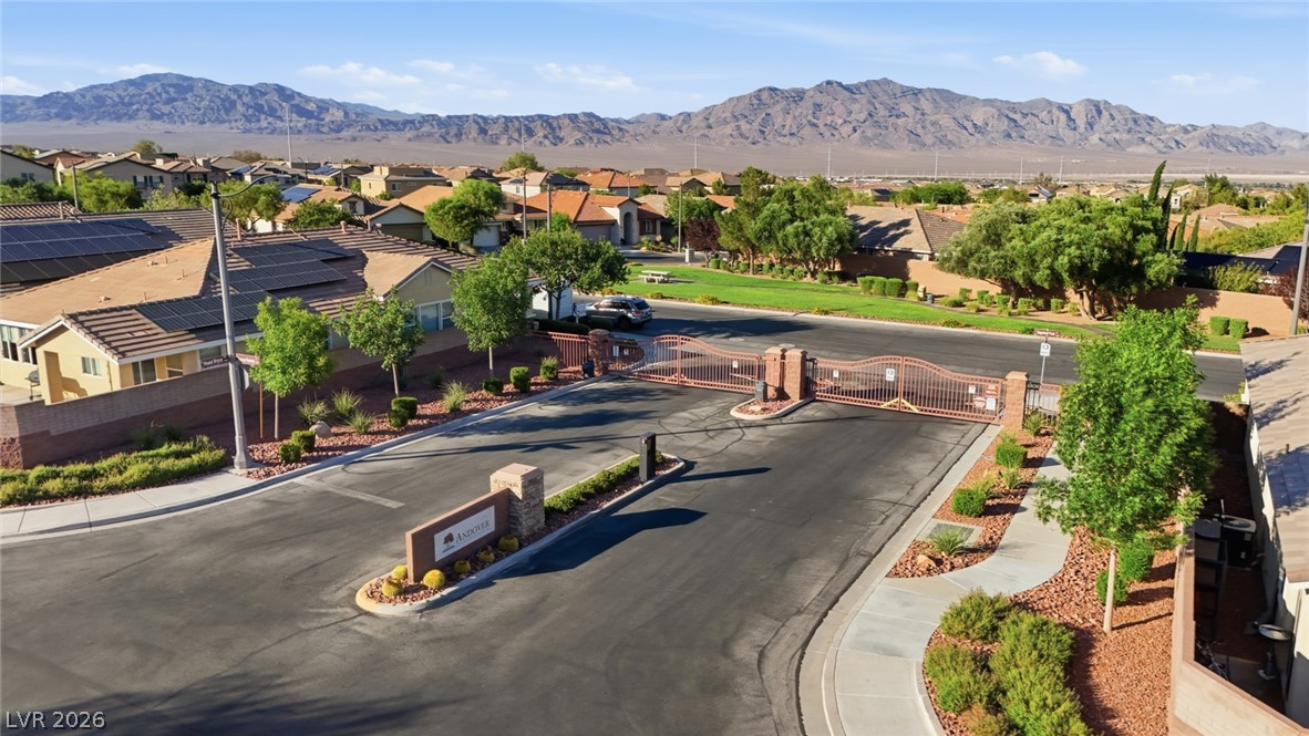 10335 Bays Mountain Avenue Las Vegas NV 89166