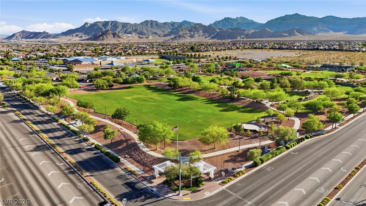 10335 Bays Mountain Avenue Las Vegas NV 89166