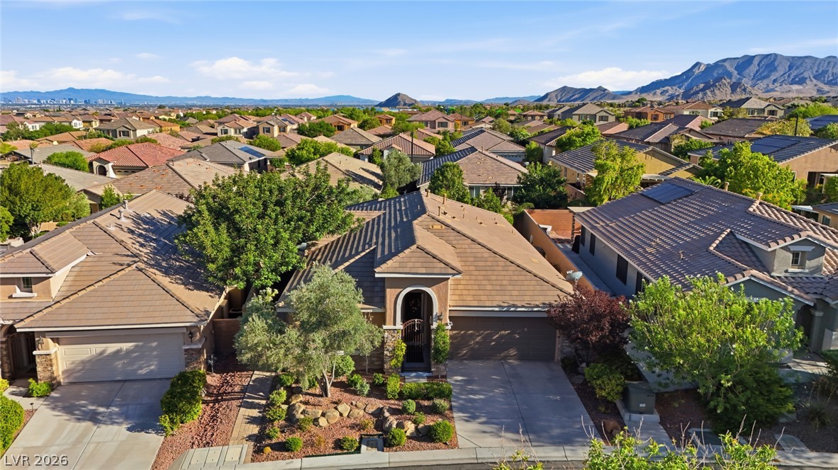 10335 Bays Mountain Avenue Las Vegas NV 89166