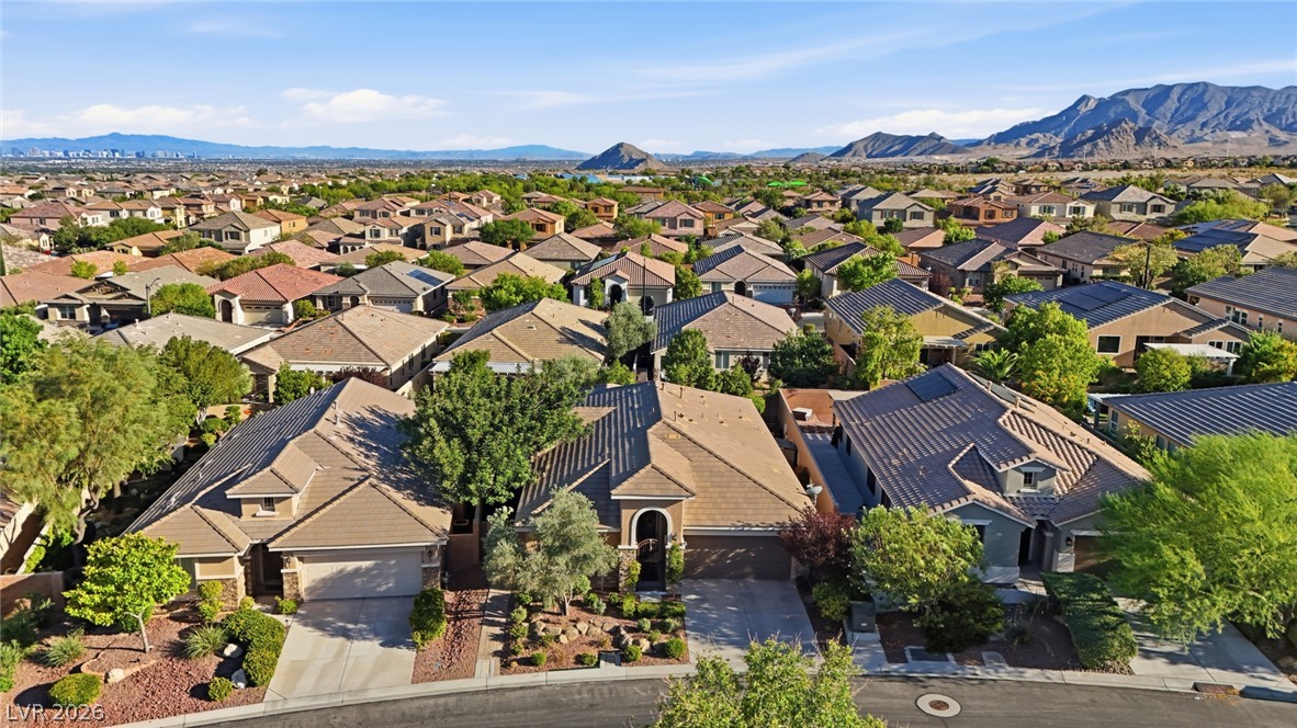 10335 Bays Mountain Avenue Las Vegas NV 89166