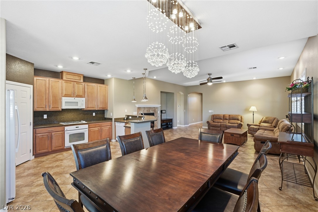 10335 Bays Mountain Avenue Las Vegas NV 89166