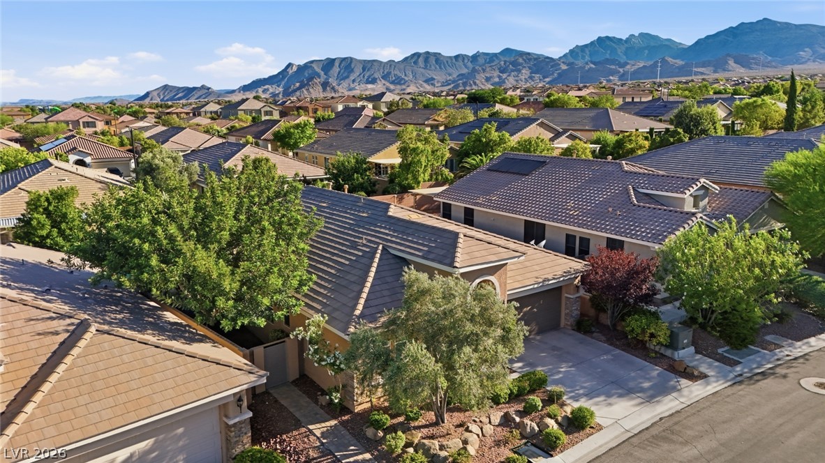 10335 Bays Mountain Avenue Las Vegas NV 89166
