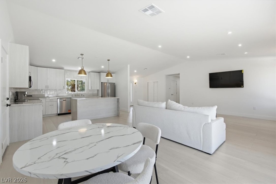 3660 West Robindale Road Las Vegas NV 89139