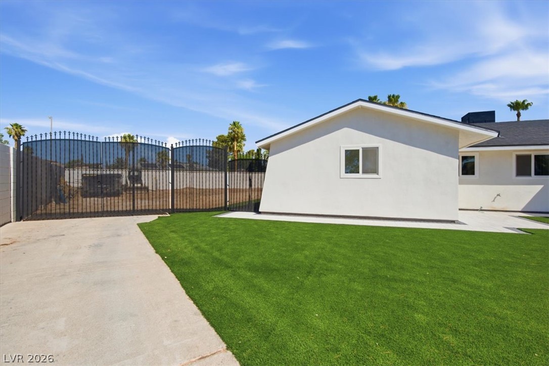 3660 West Robindale Road Las Vegas NV 89139