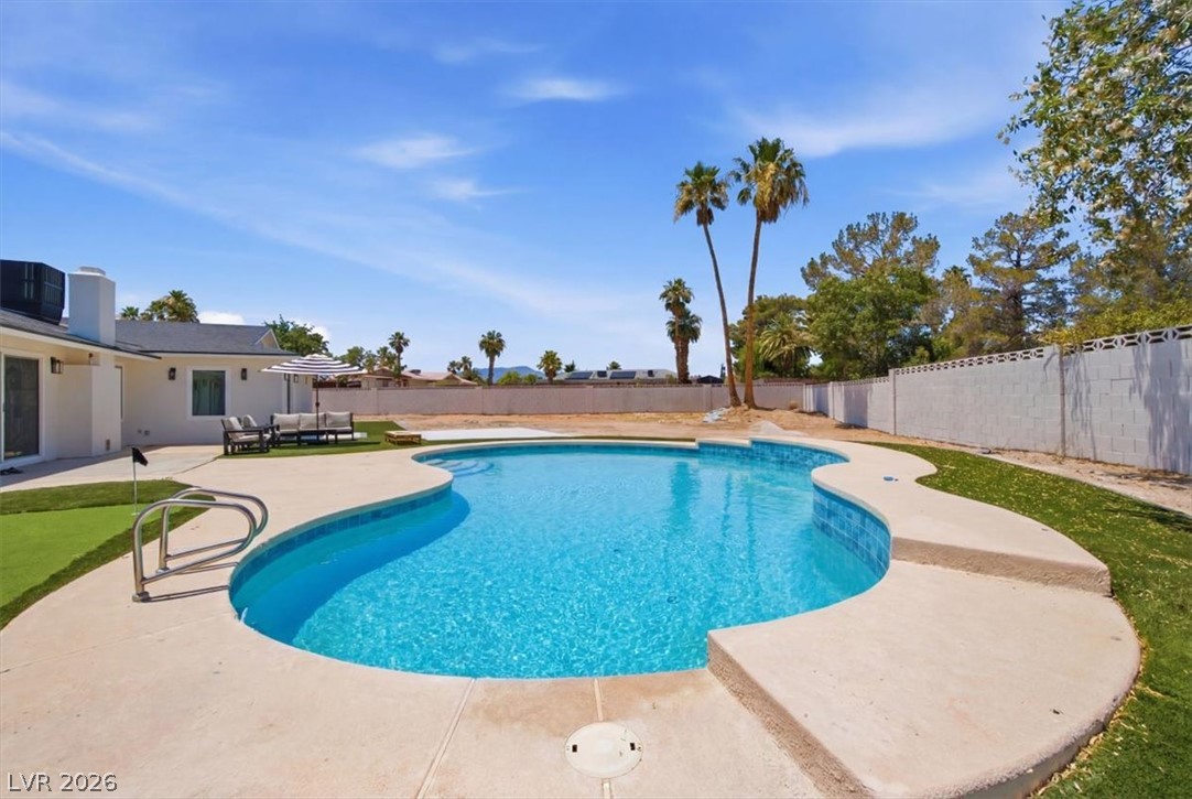 3660 West Robindale Road Las Vegas NV 89139