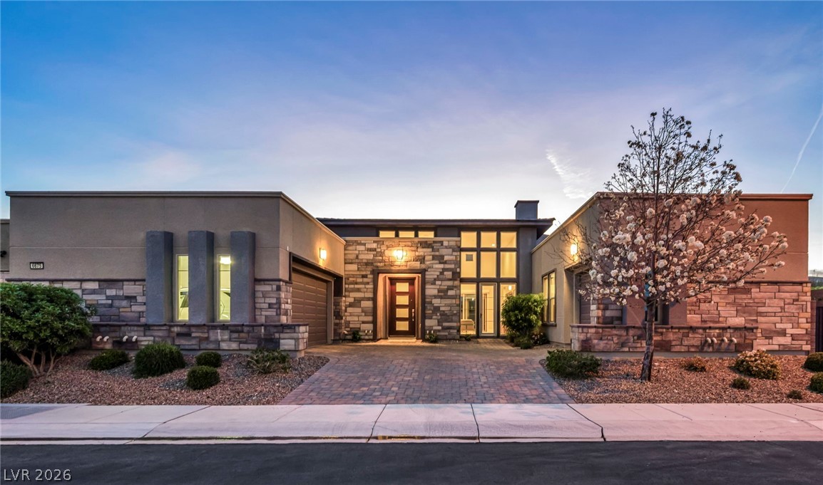6675 Desert Crimson Street Las Vegas NV 89148