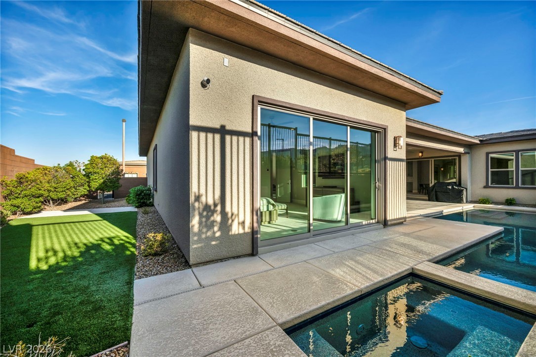 6675 Desert Crimson Street Las Vegas NV 89148