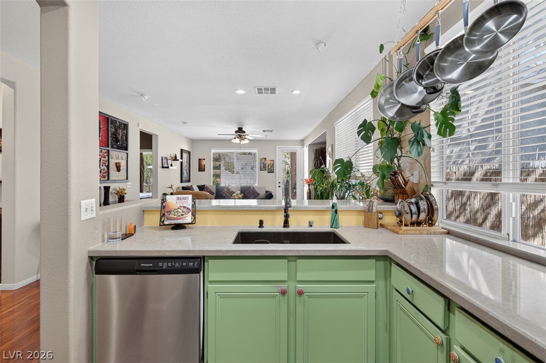 9745 Canterbury Creek Street Las Vegas NV 89183