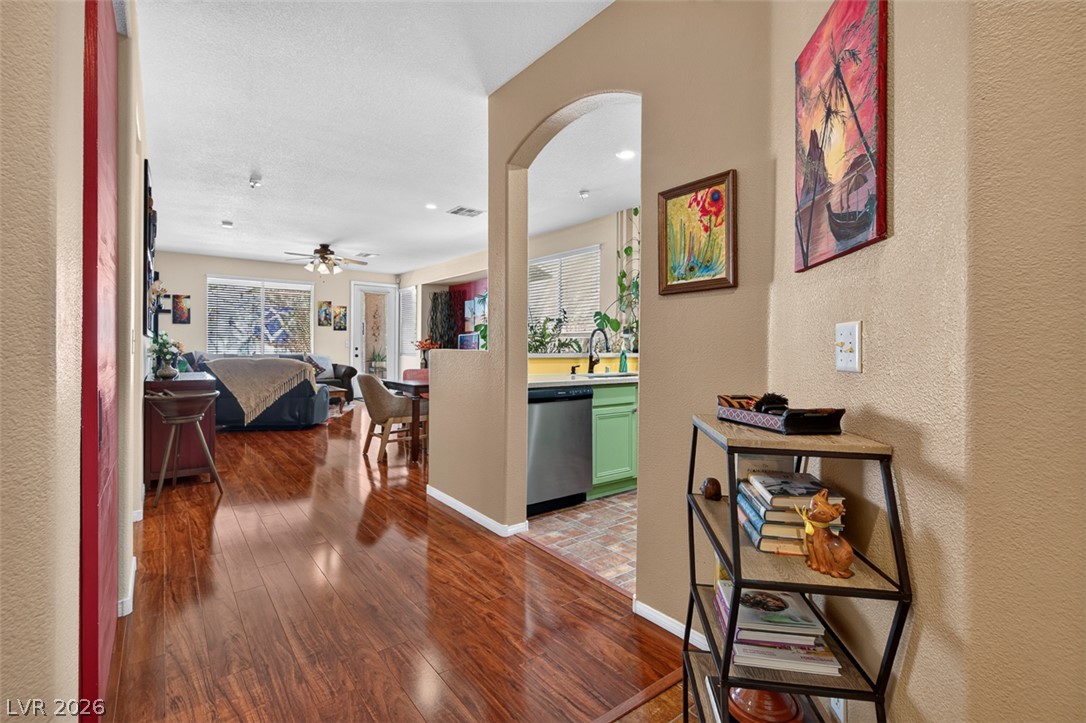 9745 Canterbury Creek Street Las Vegas NV 89183
