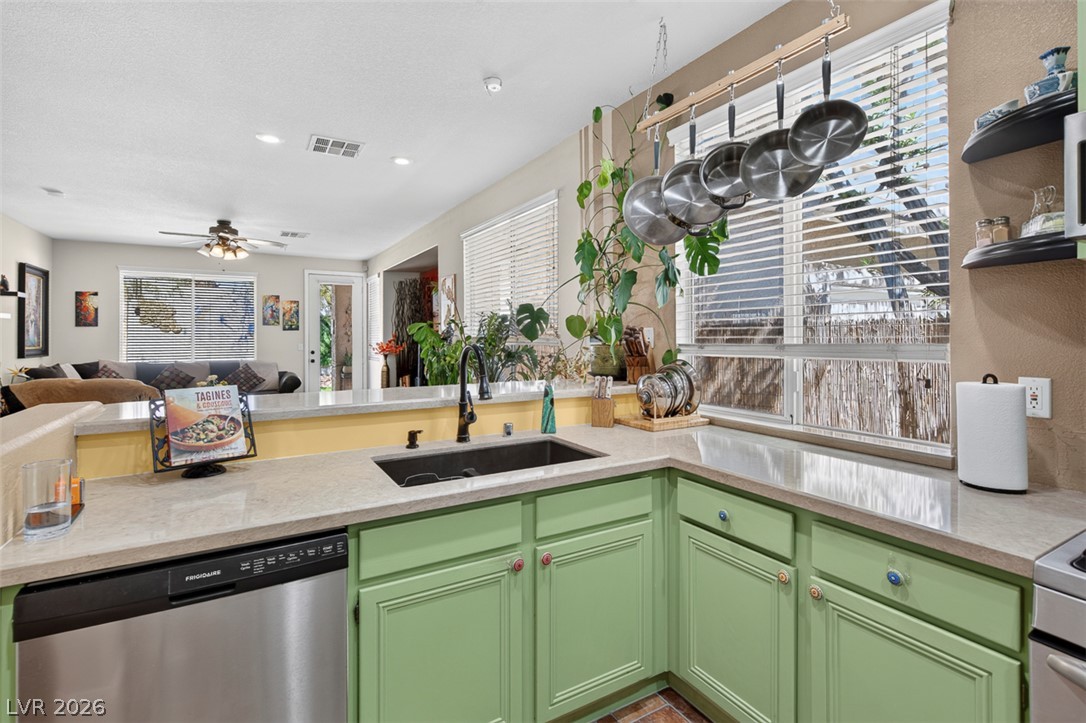 9745 Canterbury Creek Street Las Vegas NV 89183