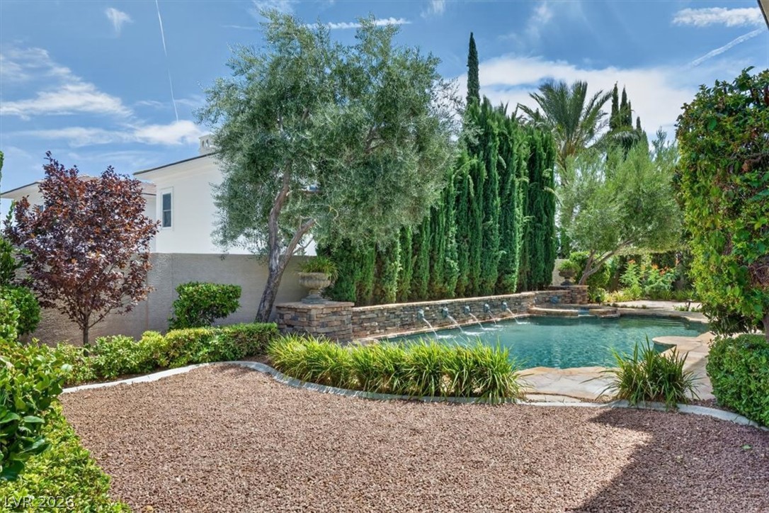 204 Surtees Point Street Las Vegas NV 89144