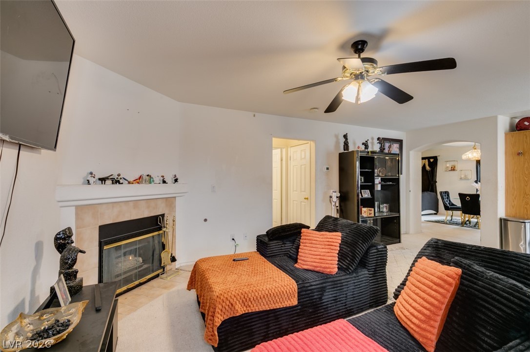 827 Royalmile Way North Las Vegas NV 89032