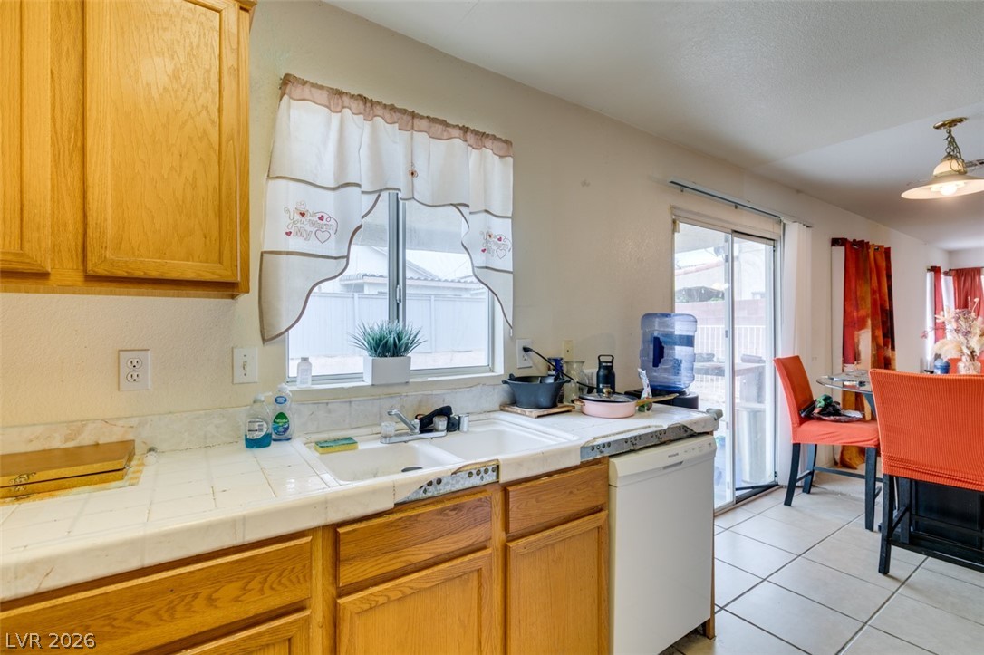827 Royalmile Way North Las Vegas NV 89032