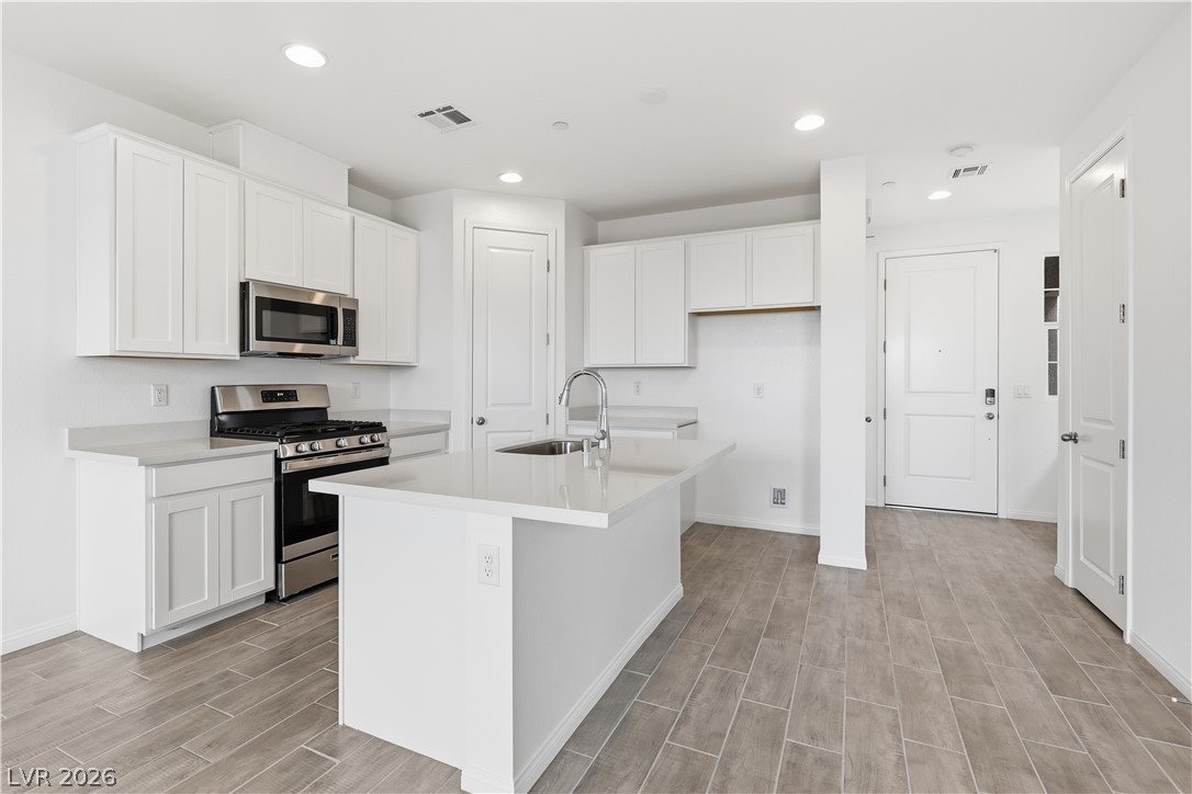 5330 Borra Hills Street Las Vegas NV 89148