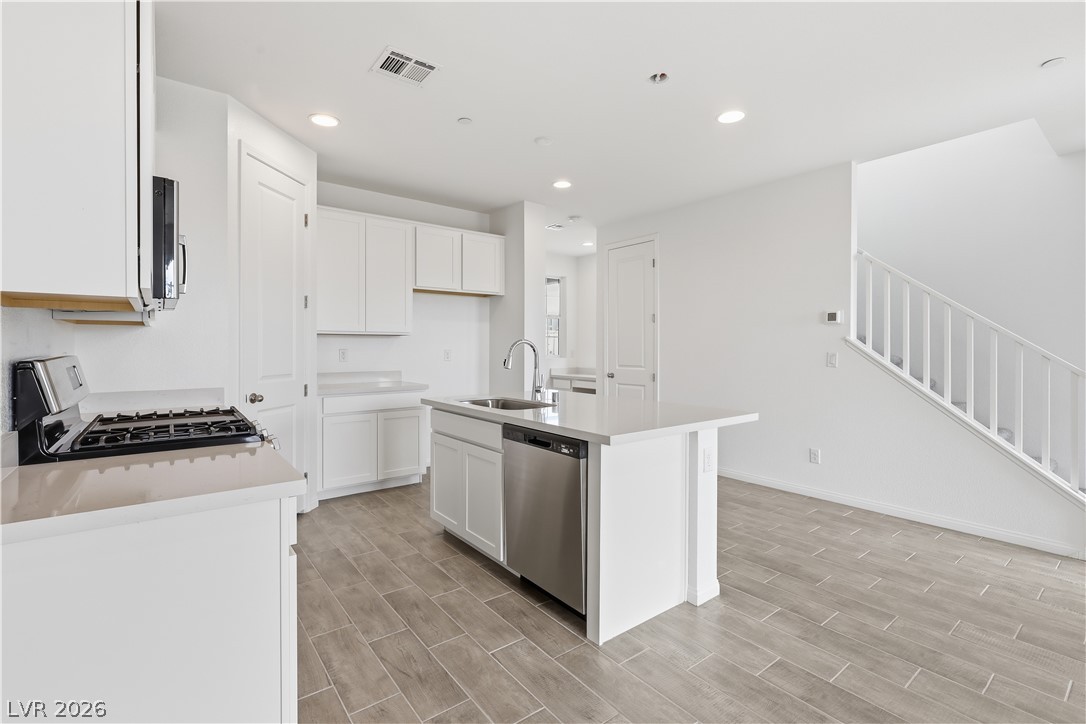 5330 Borra Hills Street Las Vegas NV 89148