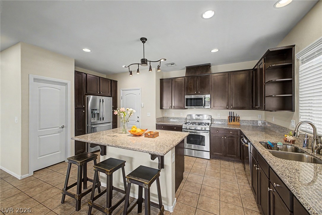1509 Eagles Pass Avenue Las Vegas NV 89084