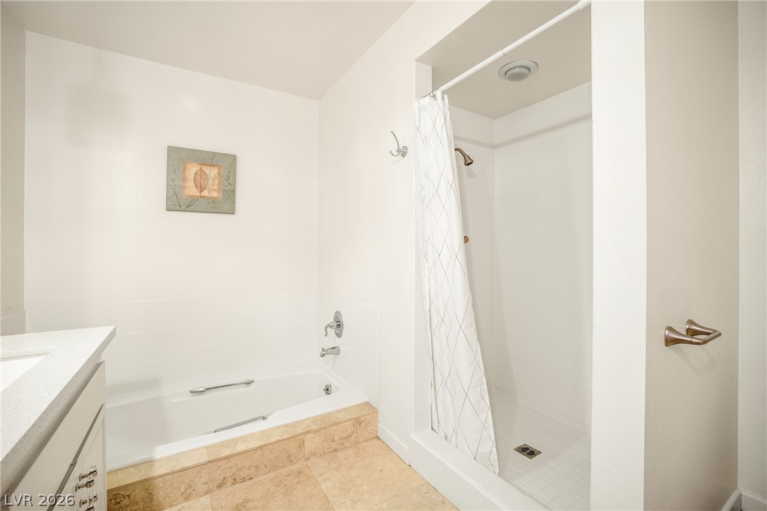 1913 Plaza Del Dios Las Vegas NV 89102