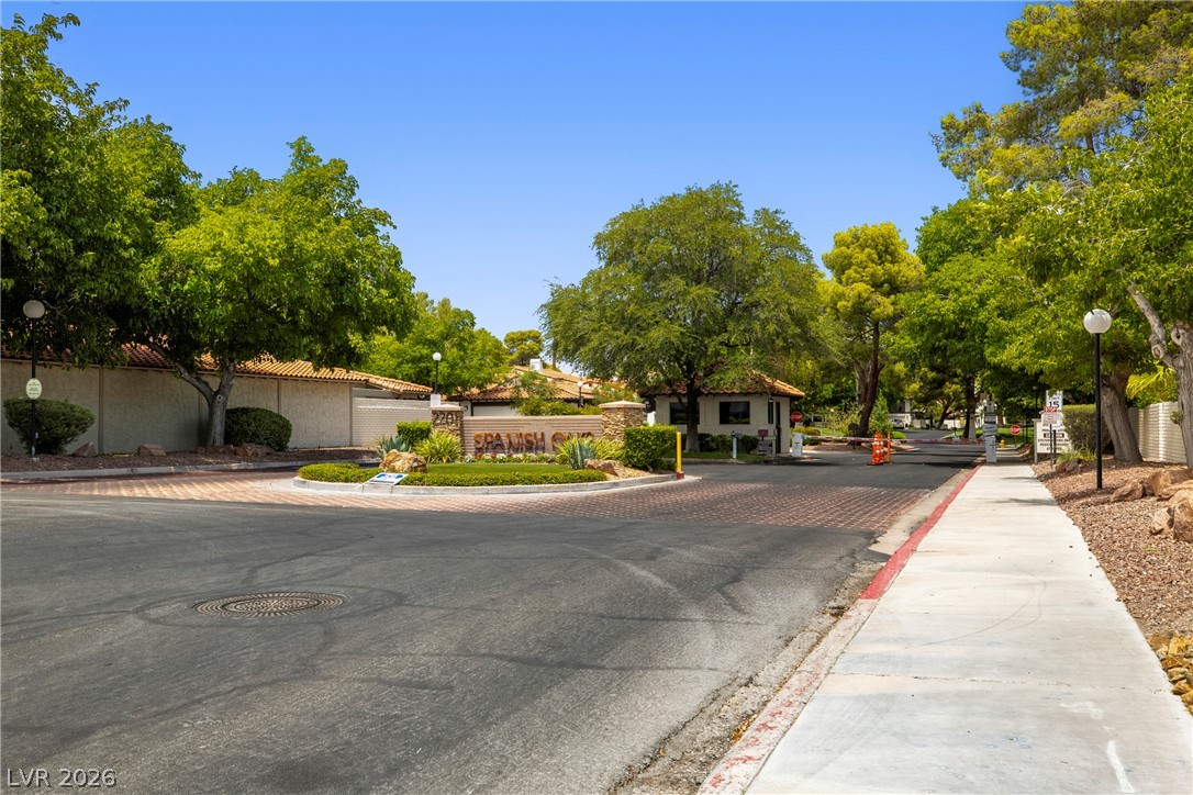 1913 Plaza Del Dios Las Vegas NV 89102