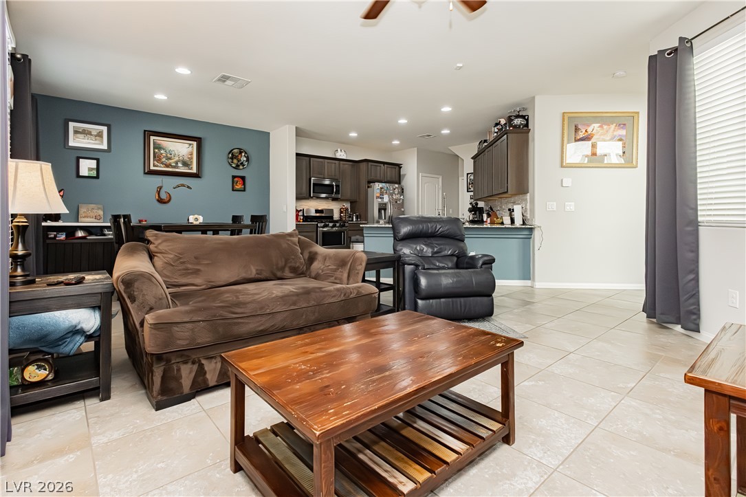 9226 Blue Agate Street Las Vegas NV 89178