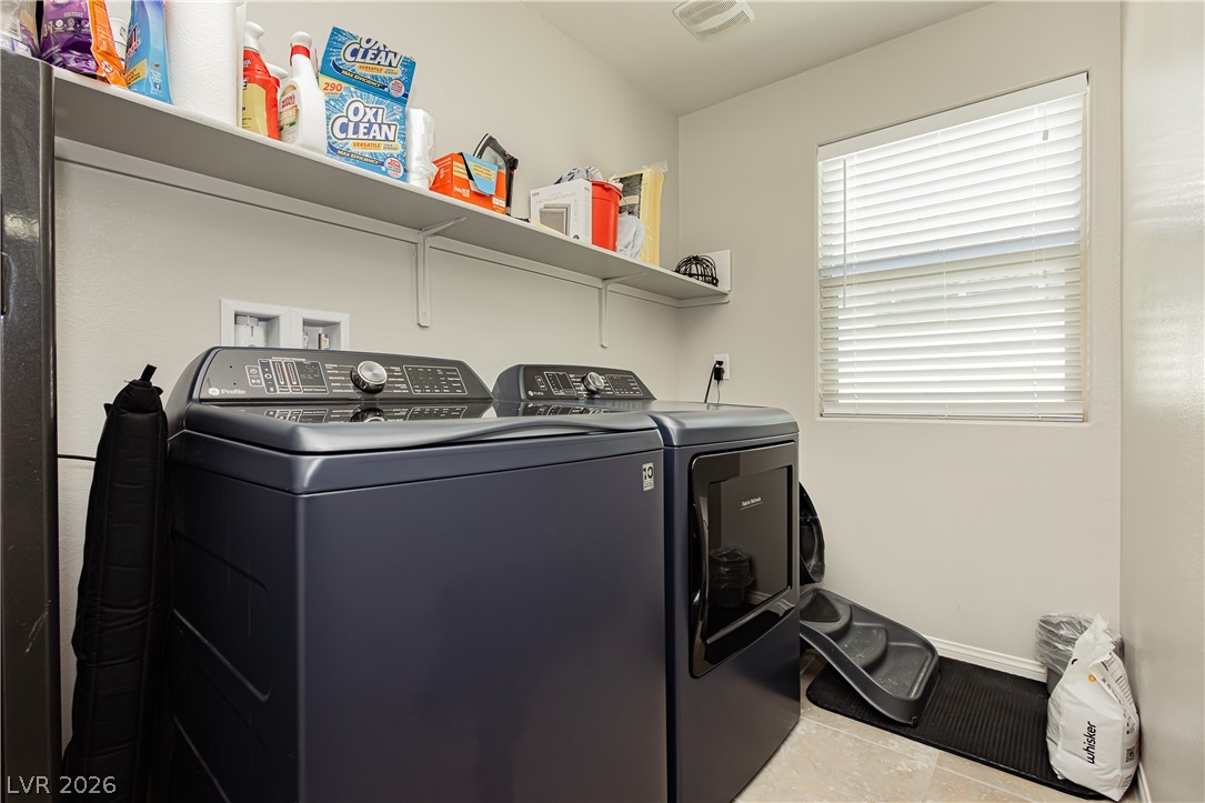 9226 Blue Agate Street Las Vegas NV 89178