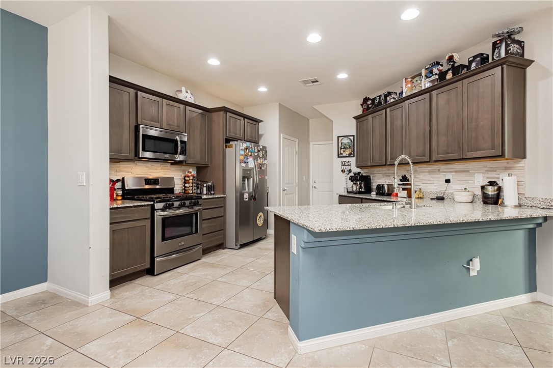 9226 Blue Agate Street Las Vegas NV 89178