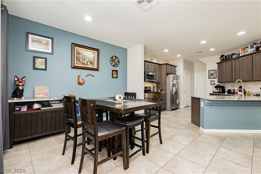 9226 Blue Agate Street Las Vegas NV 89178