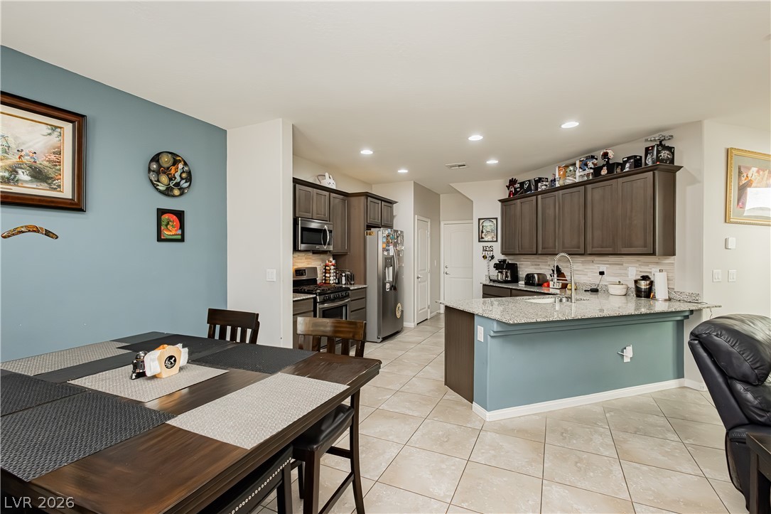 9226 Blue Agate Street Las Vegas NV 89178