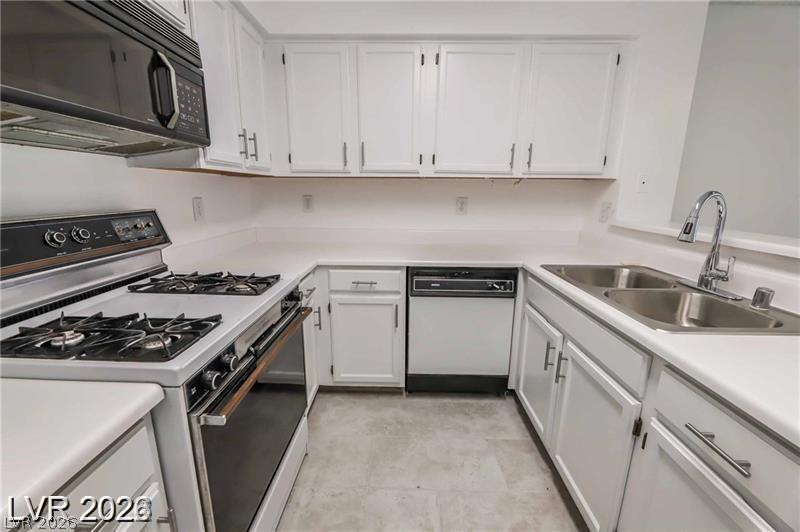 2117 Chertsey Drive C Las Vegas NV 89108