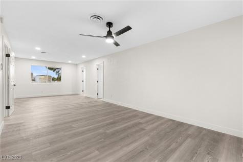 271 East Middleton Drive Henderson NV 89015