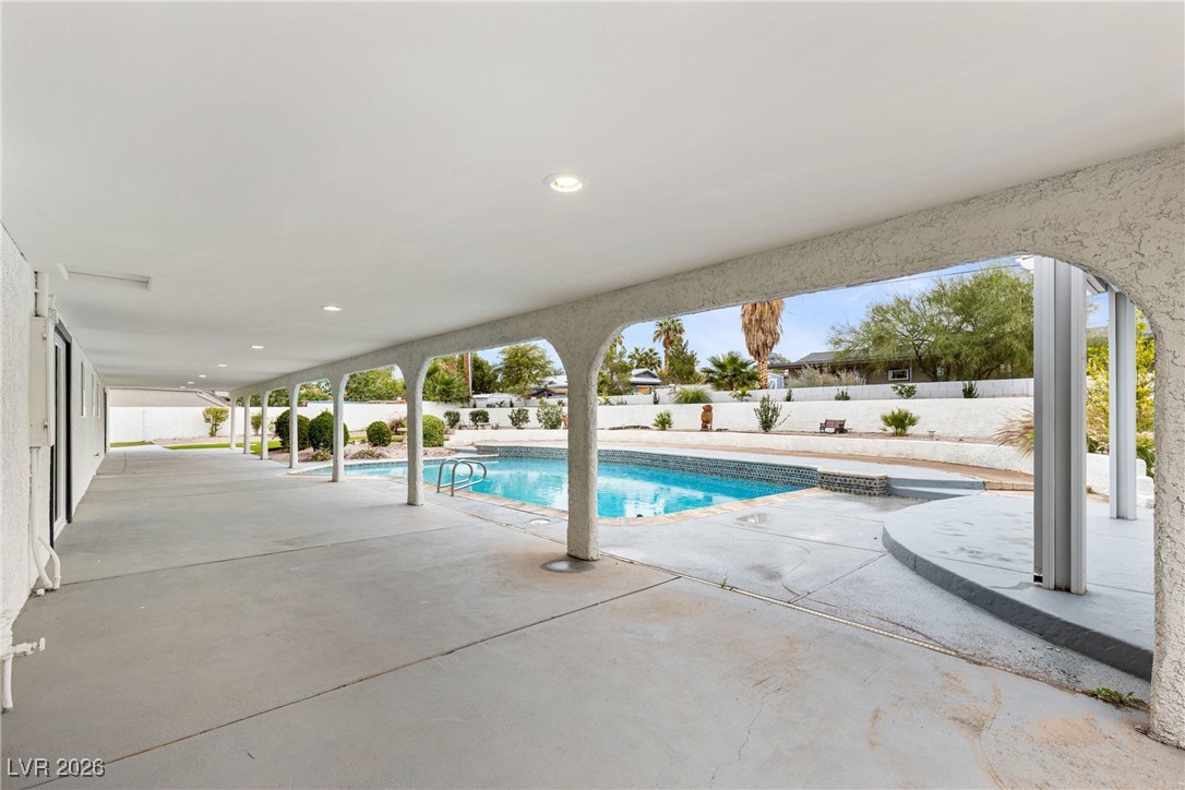 271 East Middleton Drive Henderson NV 89015