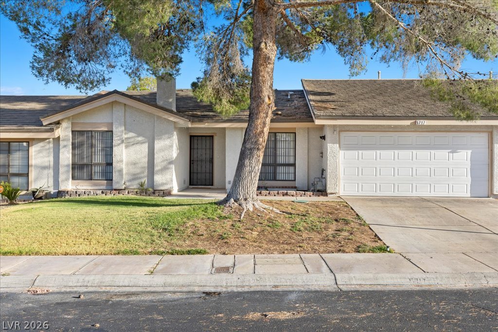 5717 Pearldrop Avenue Las Vegas NV 89107
