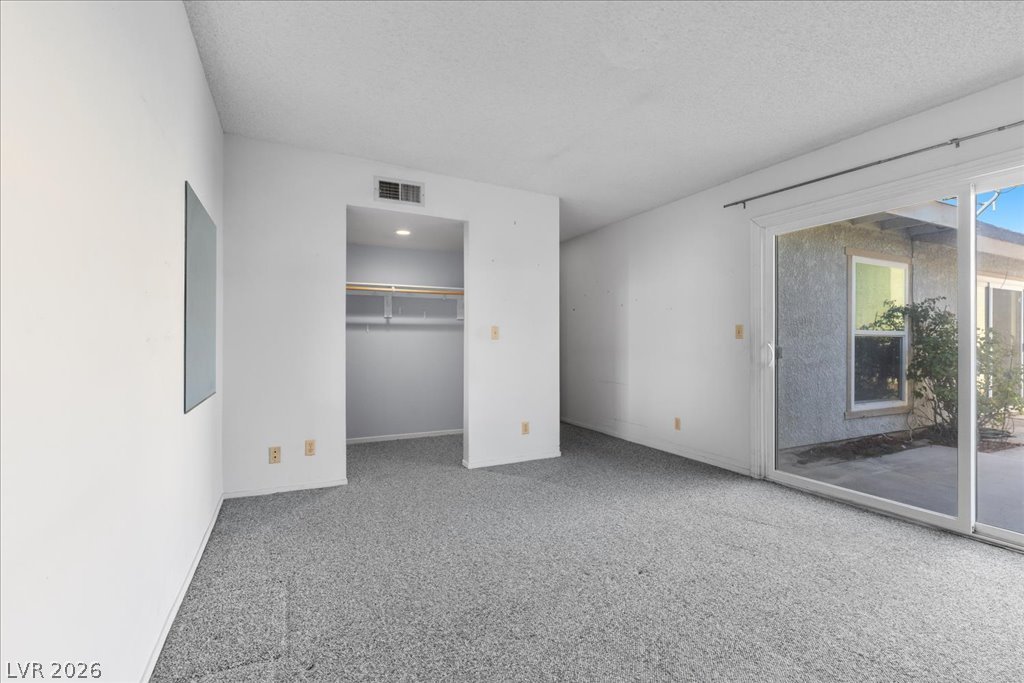 5717 Pearldrop Avenue Las Vegas NV 89107