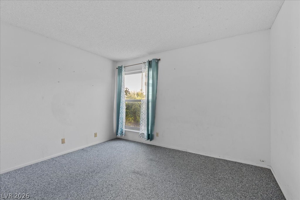 5717 Pearldrop Avenue Las Vegas NV 89107