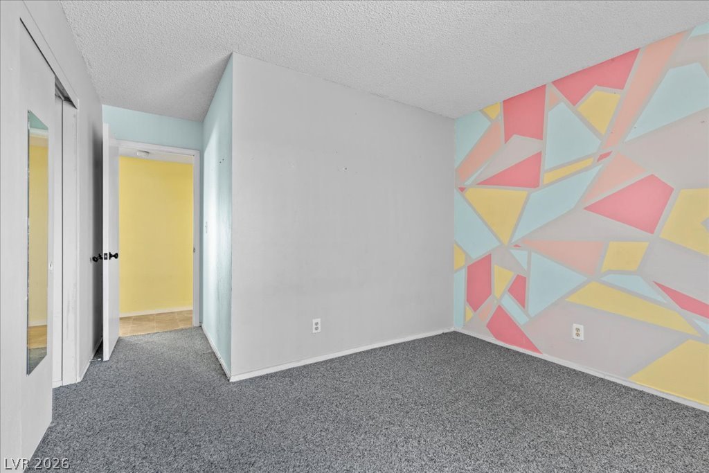 5717 Pearldrop Avenue Las Vegas NV 89107