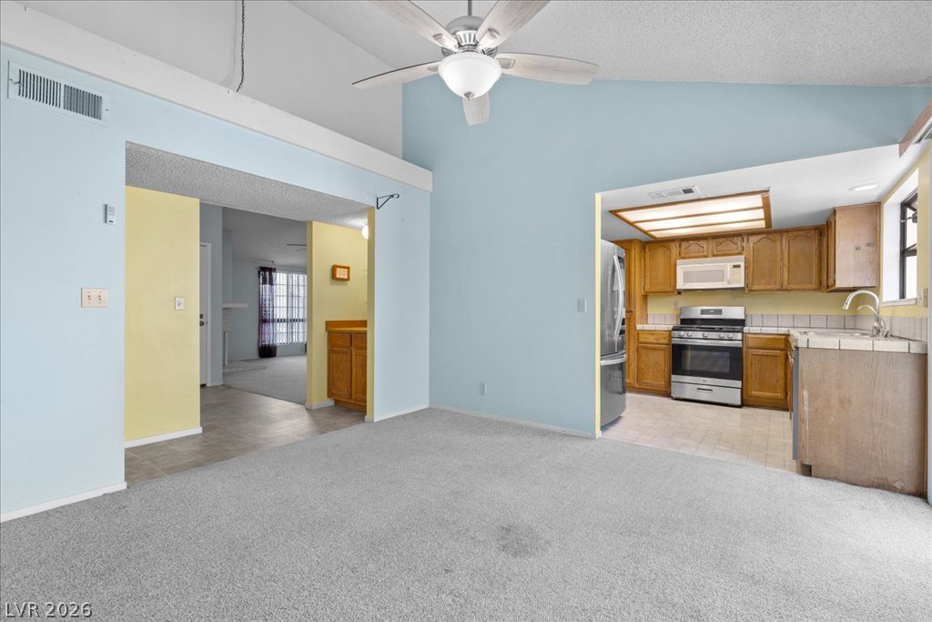5717 Pearldrop Avenue Las Vegas NV 89107