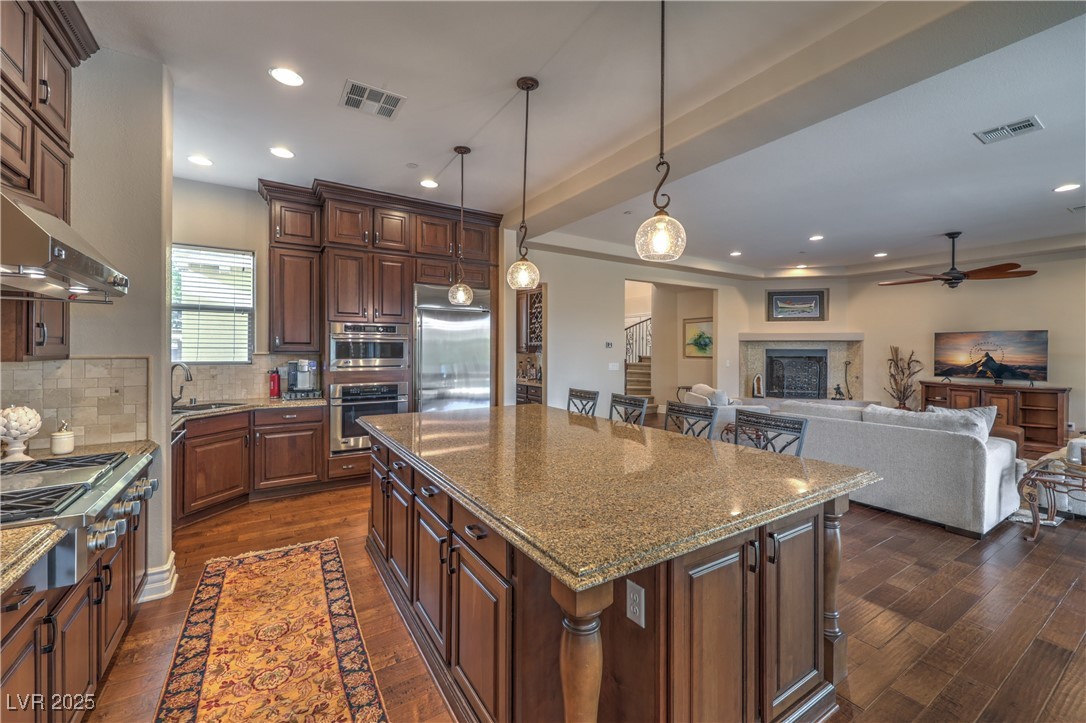 79 Rezzonico Drive Henderson NV 89011