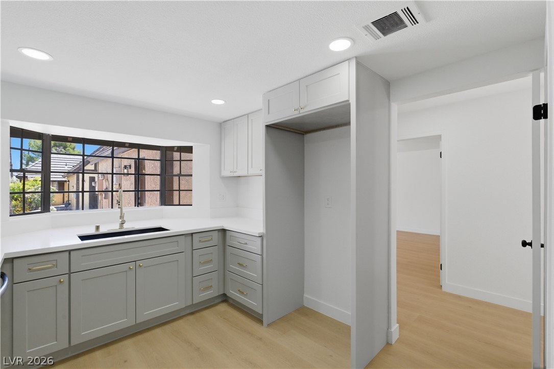 3986 Avebury Place Las Vegas NV 89121