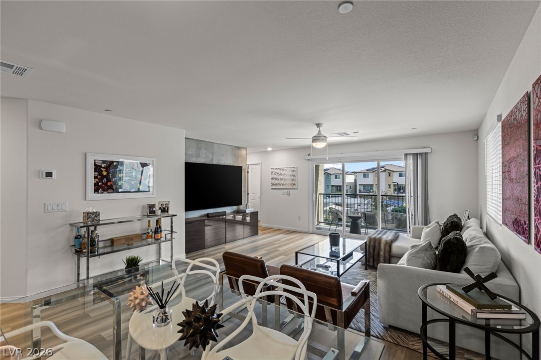 6829 Prairie Pearl Street Las Vegas NV 89148