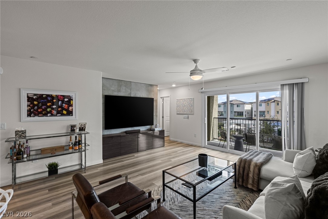 6829 Prairie Pearl Street Las Vegas NV 89148