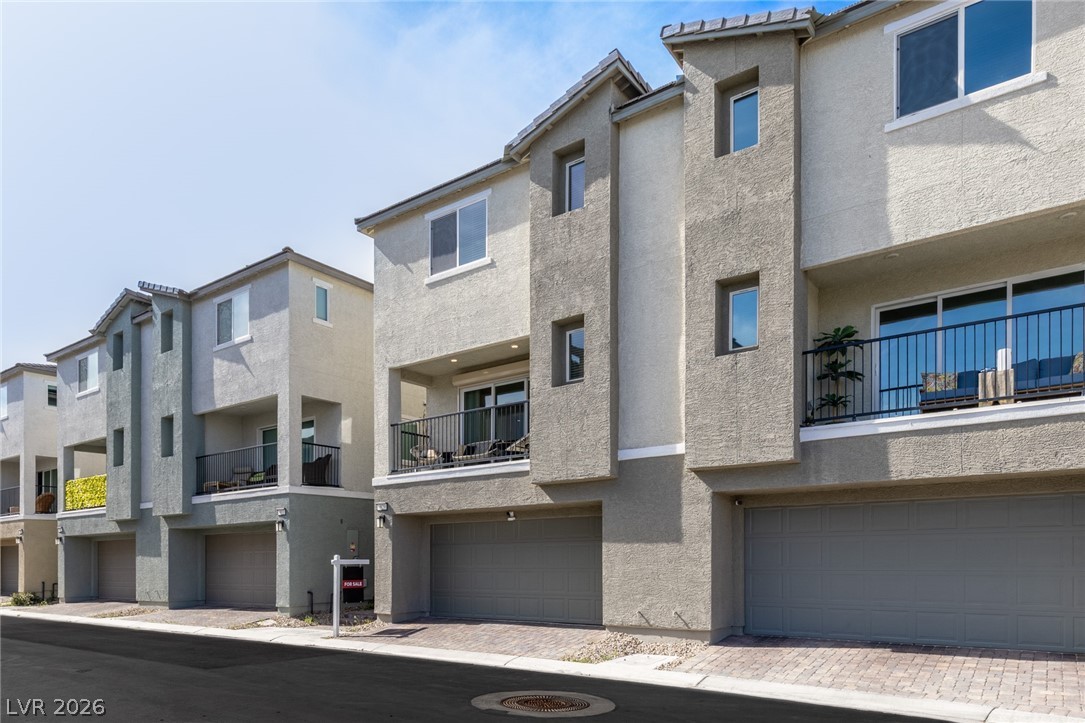 6829 Prairie Pearl Street Las Vegas NV 89148