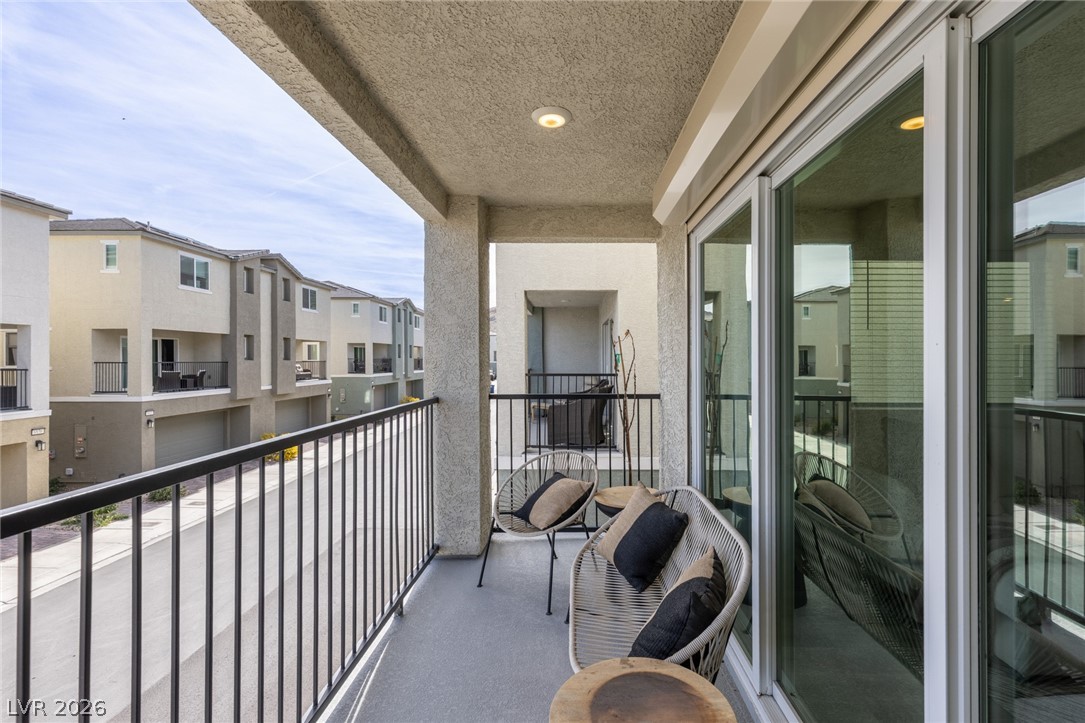 6829 Prairie Pearl Street Las Vegas NV 89148